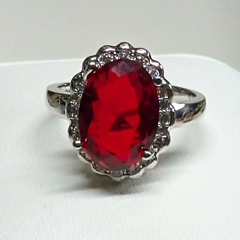 New 925 Marked Red Stone Halo Ring Plus‎ Size 9.5 SilverTone Oval Rhinestones